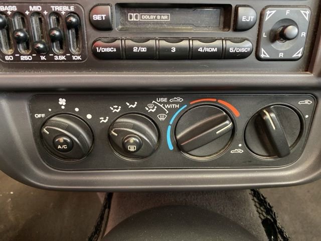 Used 2000 Plymouth Prowler image 17