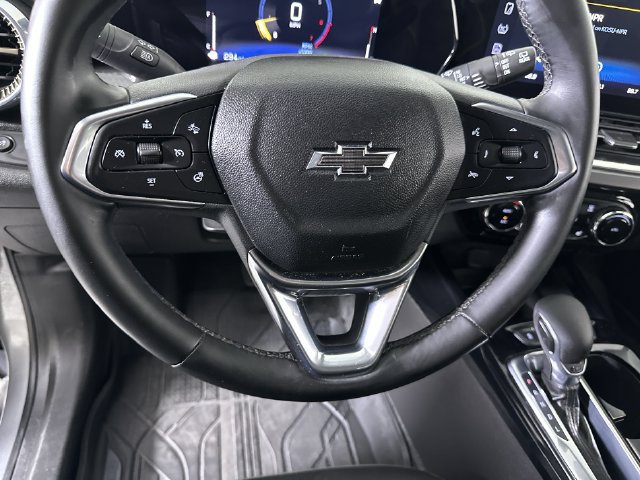 Used 2025 Chevrolet Trax ACTIV w/ Driver Confidence Package FWD image 11