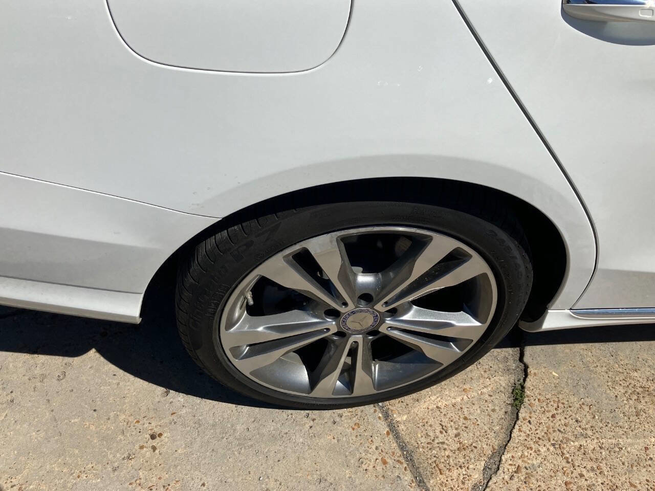 Used 2017 Mercedes-Benz C 300 Luxury image 21