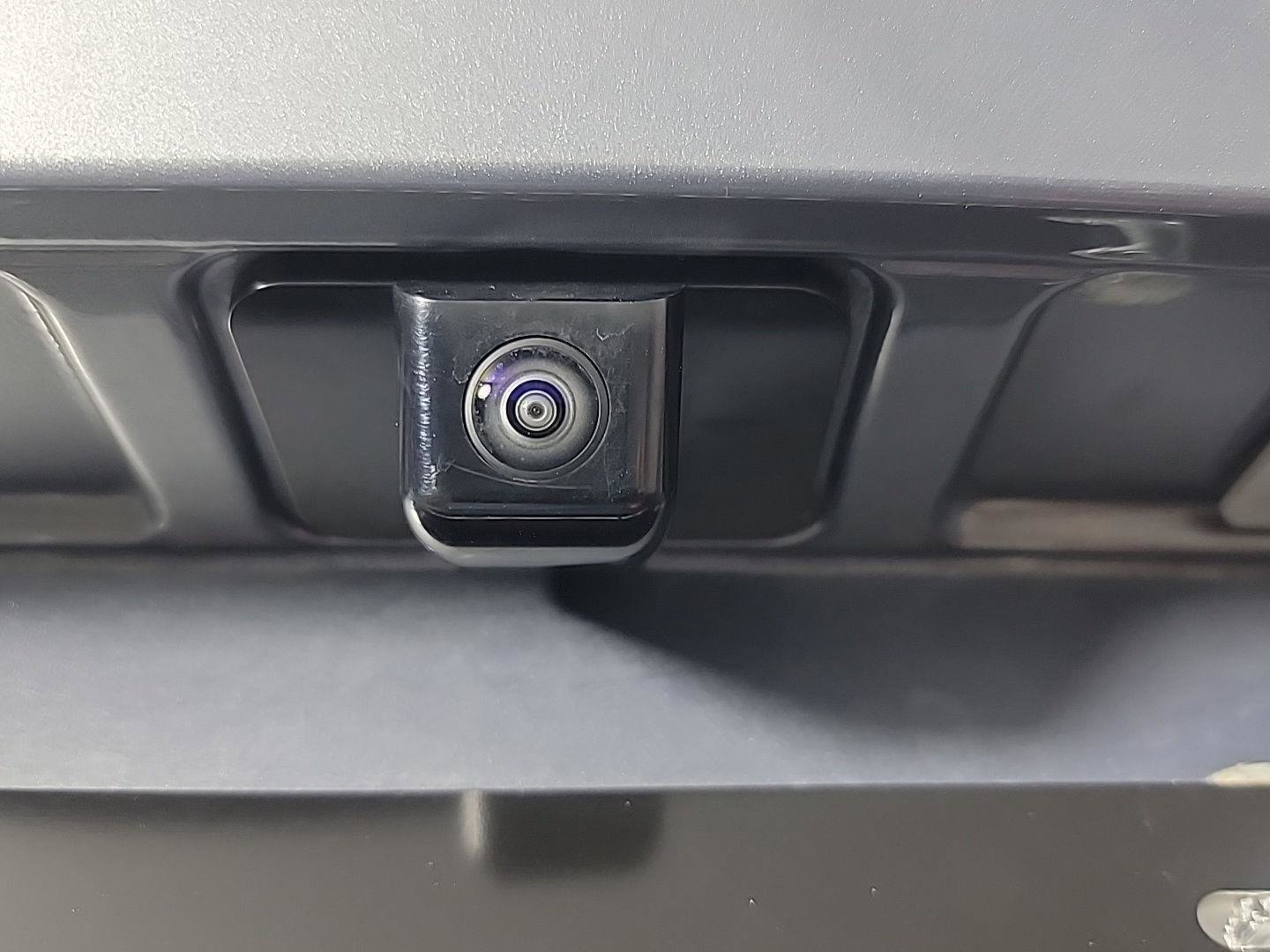 Used 2025 Kia Sorento EX w/ Panoramic Sunroof Package image 7