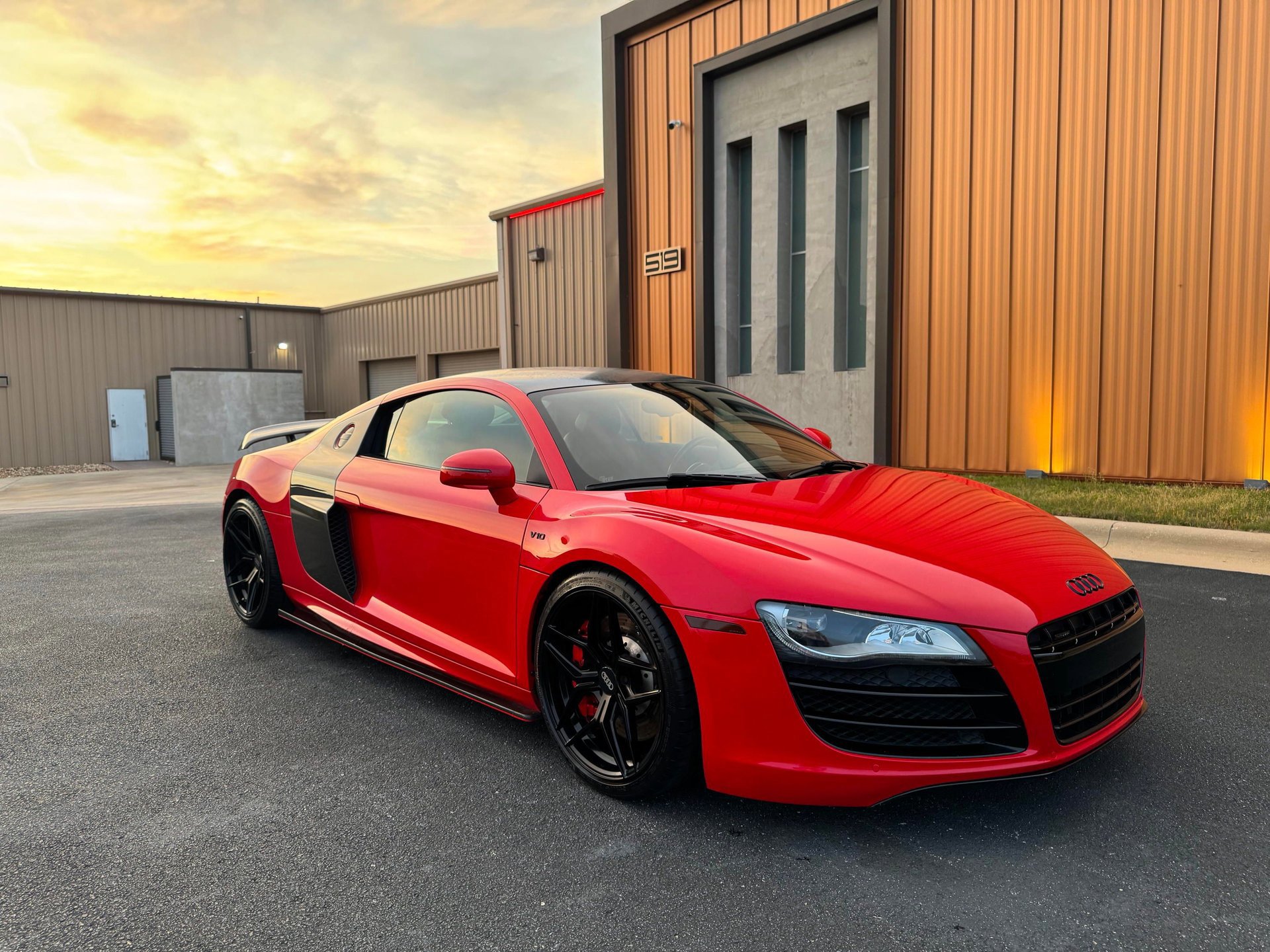 Used 2011 Audi R8 V10 AWD/4WD image 1