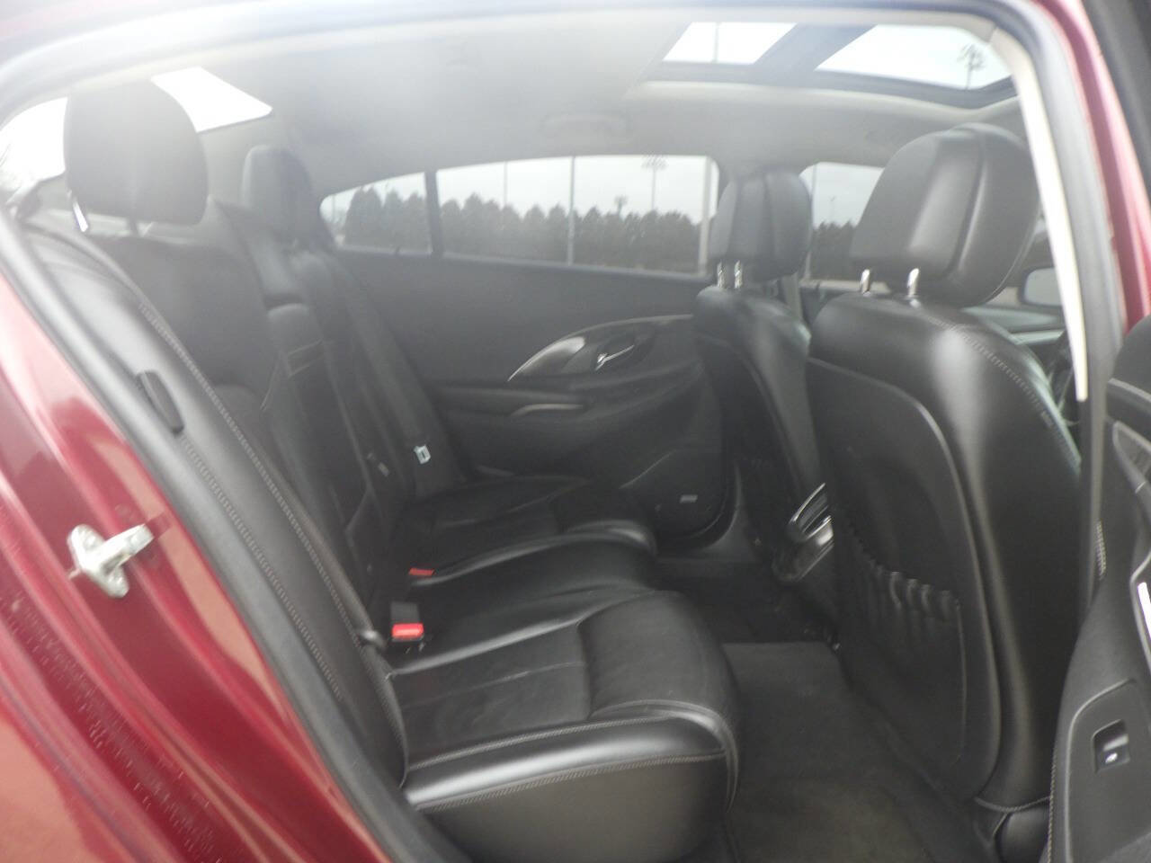 Used 2014 Buick LaCrosse Premium w/ Driver Confidence Package image 18