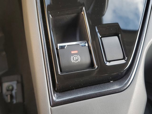 New 2025 Subaru Crosstrek 2.5i Limited w/ Crosstrek Mirror Package image 32