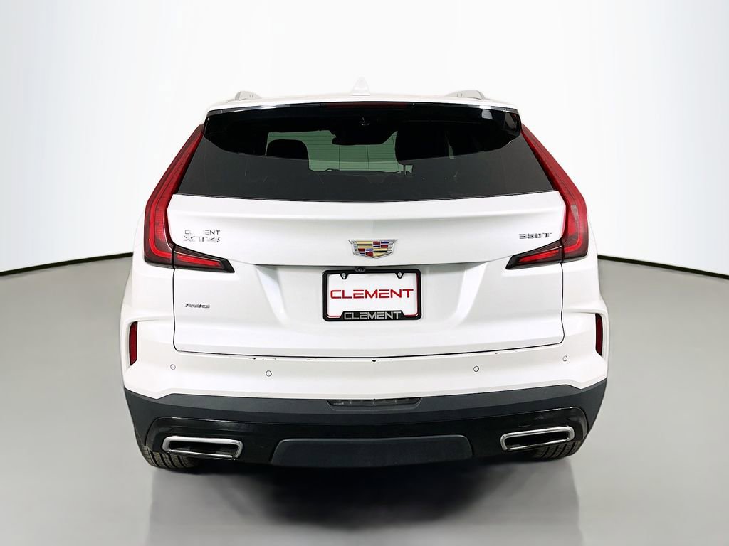 Used 2024 Cadillac XT4 Premium Luxury AWD/4WD image 8
