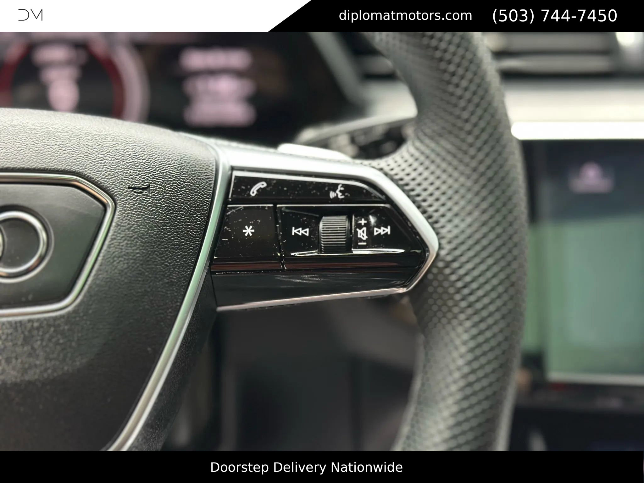 Used 2024 Audi Q8 e-tron Prestige w/ Prestige Package image 30