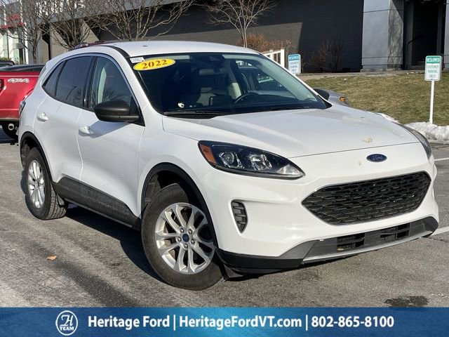 Used 2022 Ford Escape SE w/ Cold Weather Package image 1