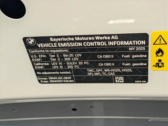 Used 2025 BMW 430i Coupe w/ Convenience Package image 17