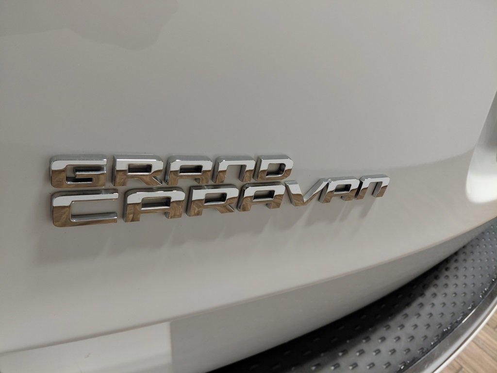 Certified 2020 Dodge Grand Caravan SE w/ UConnect Hands-Free Group image 17