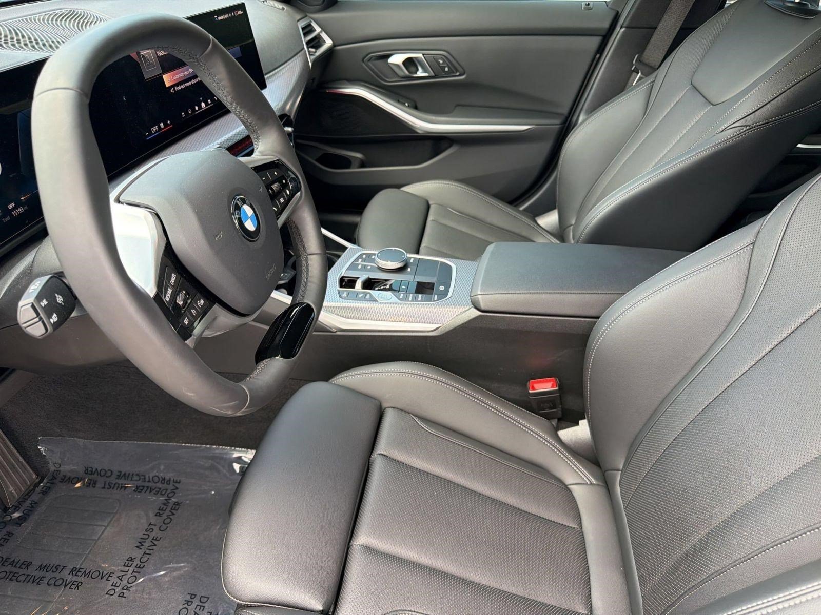Used 2025 BMW 330i Sedan w/ M Sport Package RWD image 5