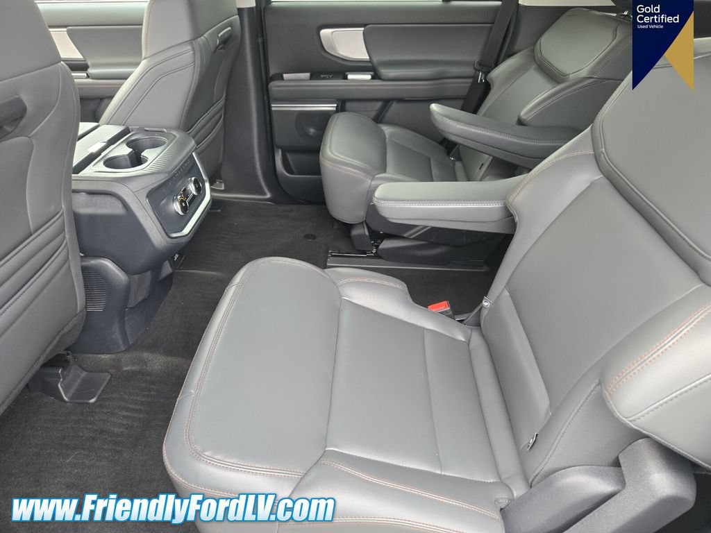 Certified 2025 Ford Expedition Active AWD/4WD image 13