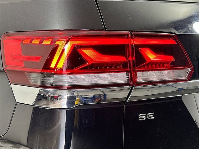 Used 2021 Volkswagen Atlas SE image 35