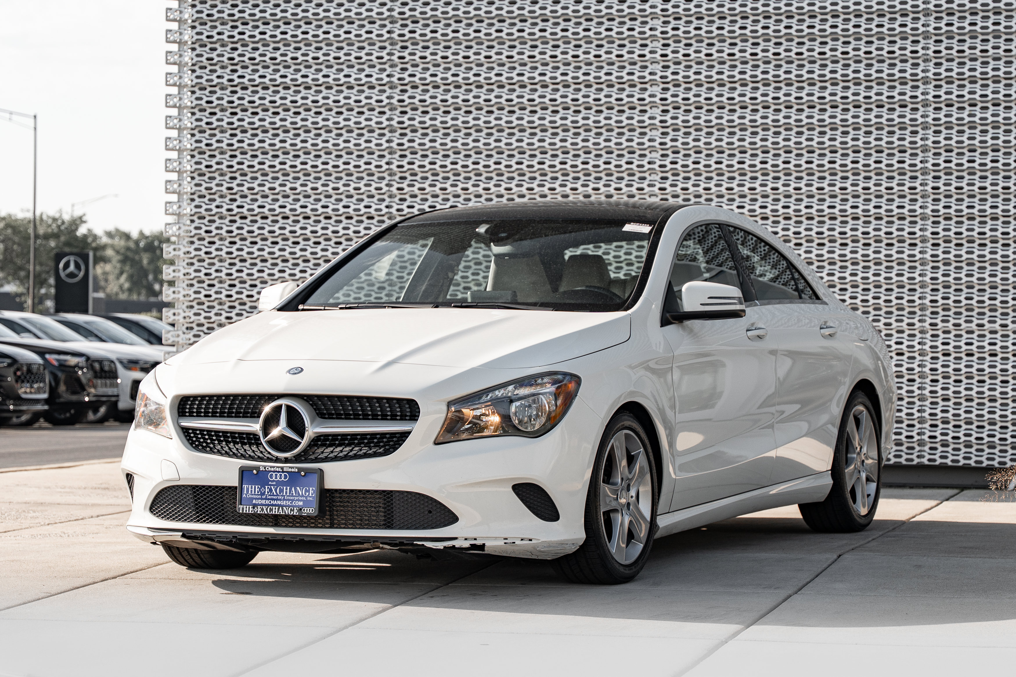 Used 2017 Mercedes-Benz CLA 250 4MATIC image 7