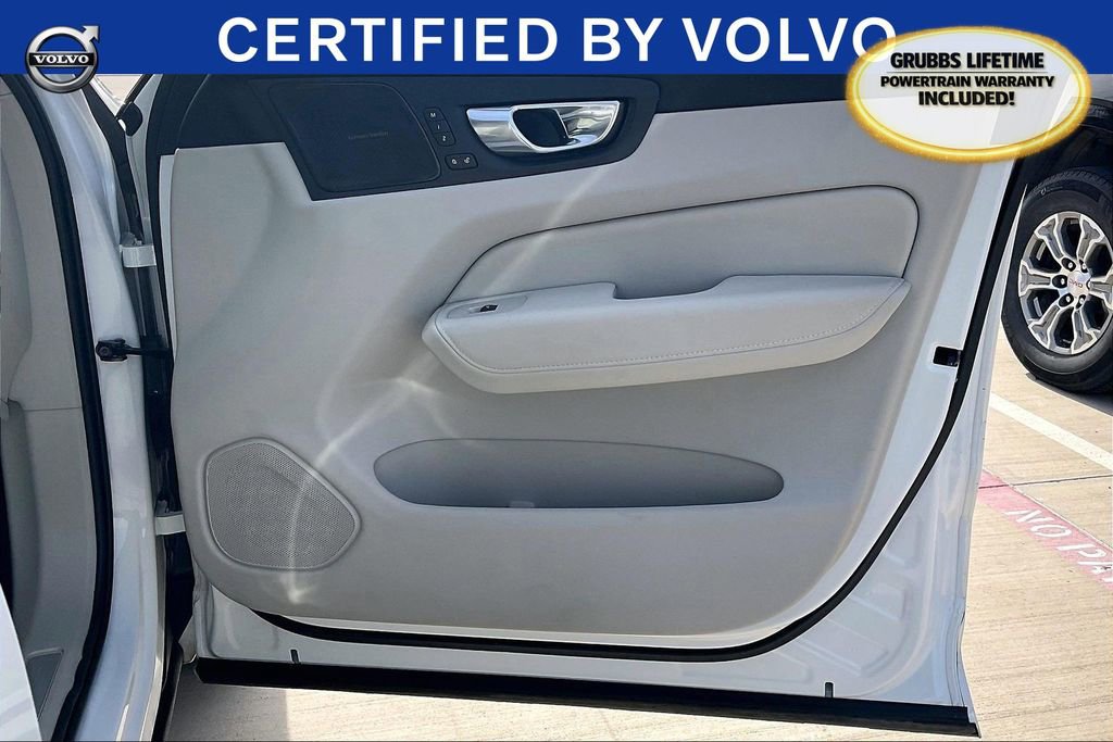 Used 2023 Volvo XC60 T8 Ultimate w/ Protection Package Premier image 25