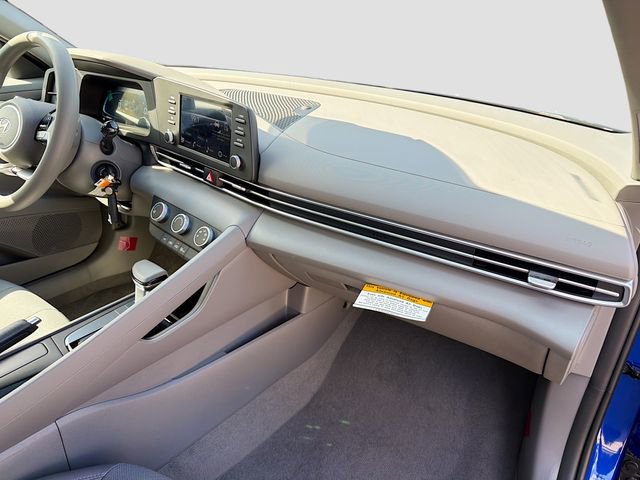 New 2026 Hyundai Elantra SE image 28