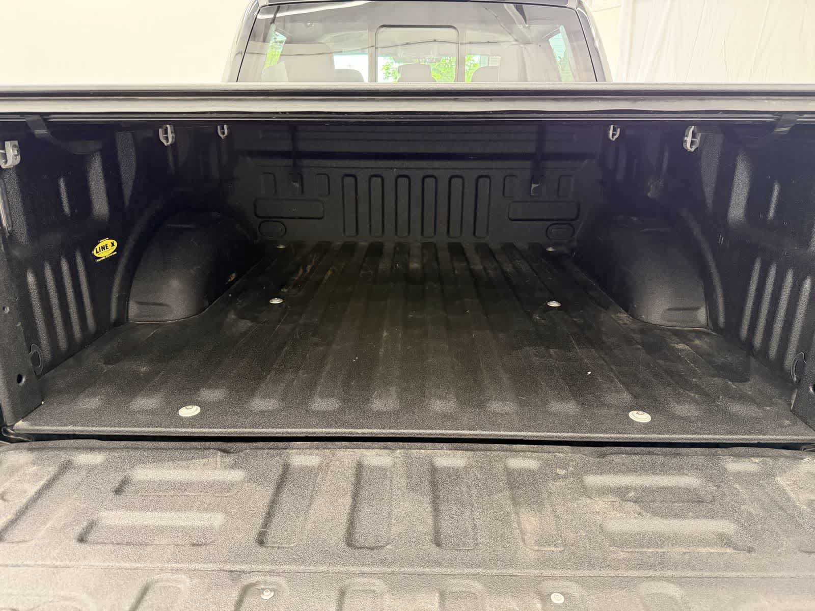Used 2018 Ford F150 XLT w/ Equipment Group 302A Luxury AWD/4WD image 4