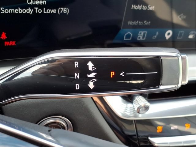 Used 2024 Cadillac Lyriq Luxury AWD/4WD image 28