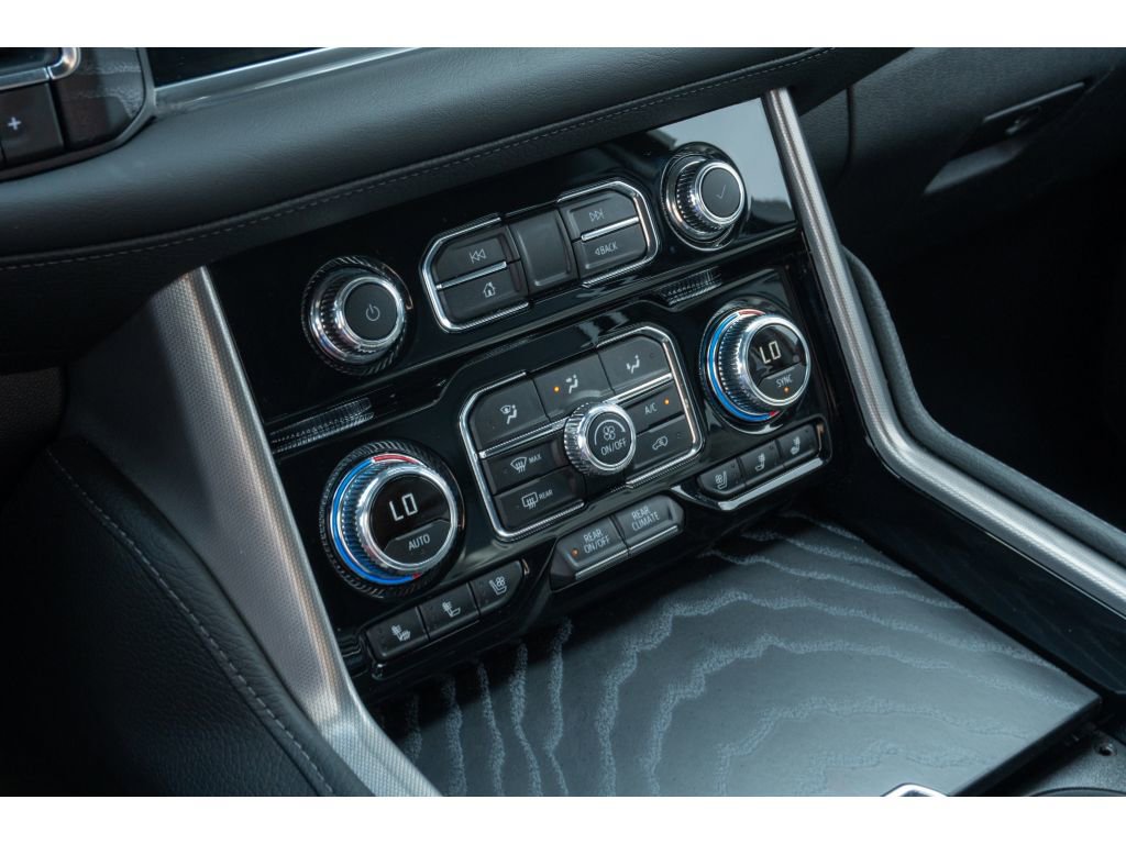 Used 2024 GMC Yukon Denali image 24