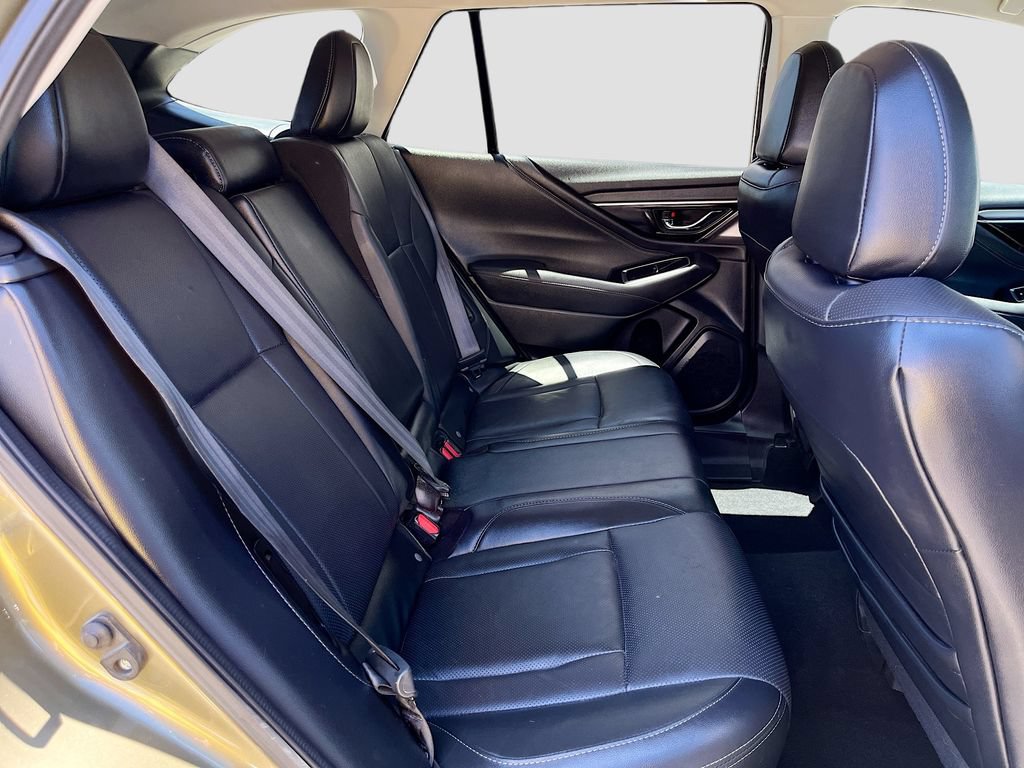 Used 2025 Subaru Outback Limited AWD/4WD image 29