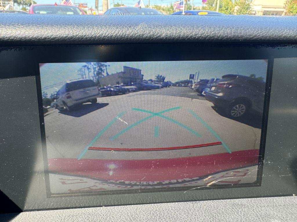 Used 2016 Lexus IS 200t image 17