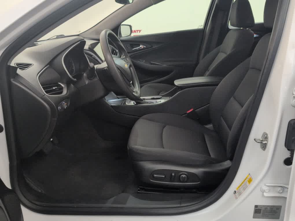 Used 2024 Chevrolet Malibu LT FWD image 13