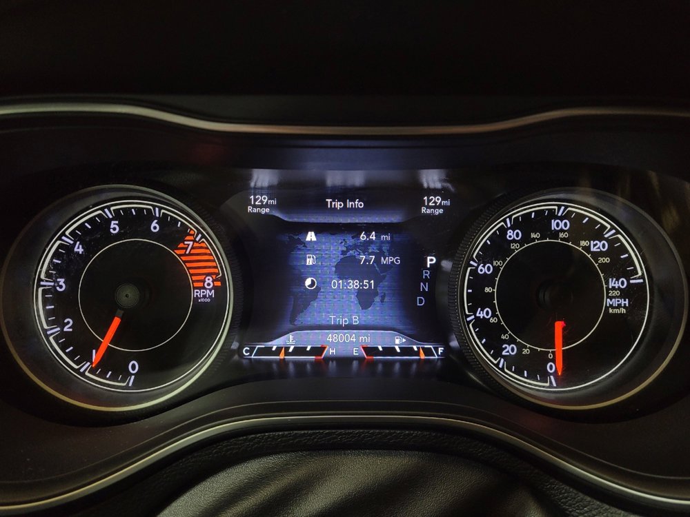 Used 2021 Jeep Cherokee Latitude Lux w/ Comfort/Convenience Group image 23