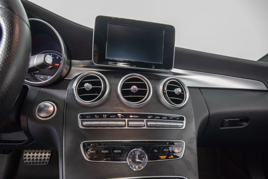 Used 2016 Mercedes-Benz C 300 Sedan image 20