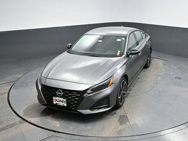Used 2023 Nissan Altima 2.5 SR image 30