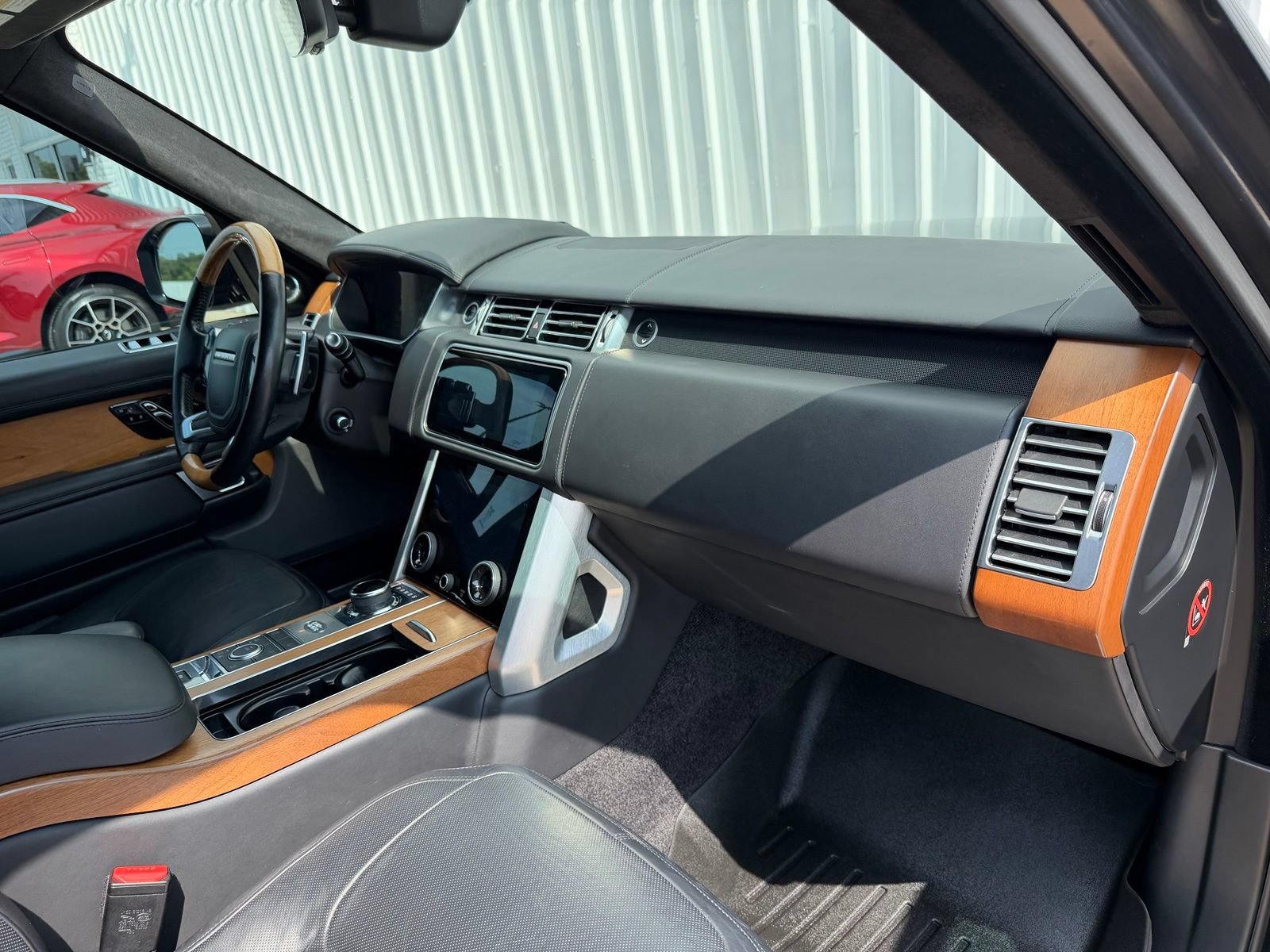 Used 2018 Land Rover Range Rover Autobiography AWD/4WD image 19