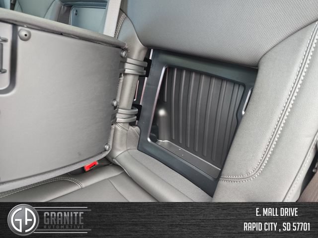 New 2026 GMC Sierra 3500 SLT w/ SLT Premium Package AWD/4WD image 37