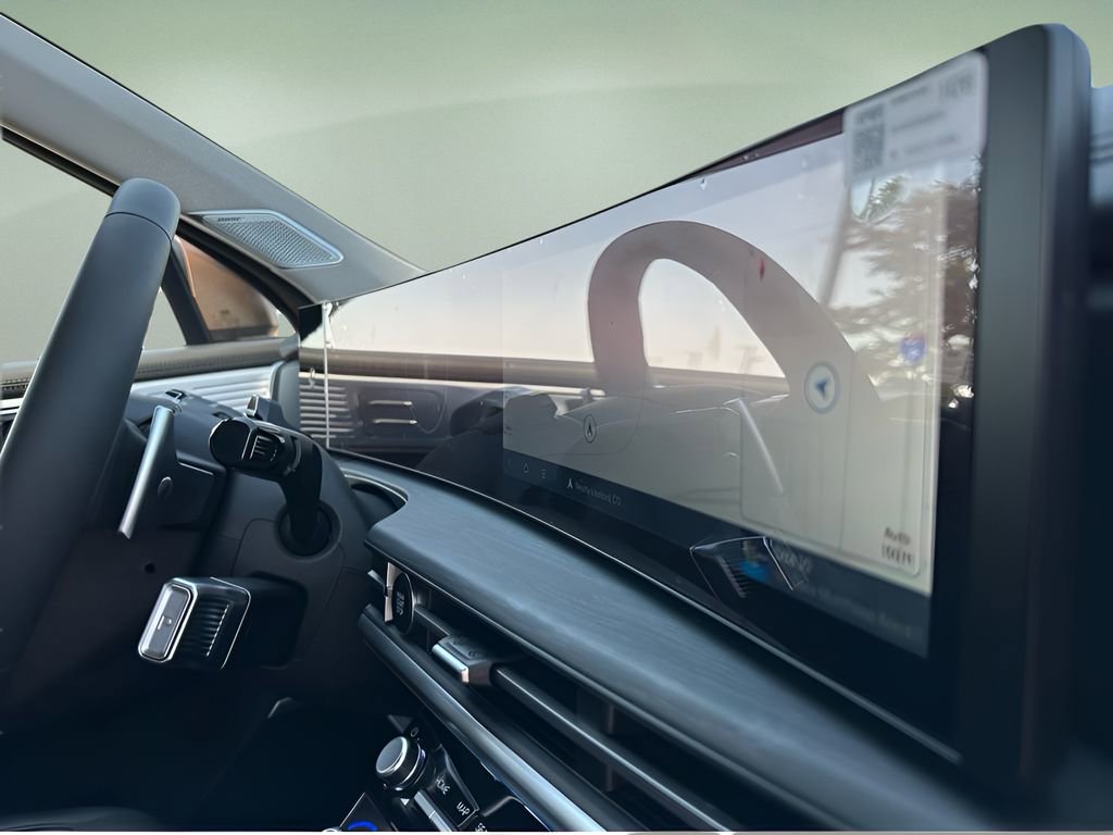 Used 2024 Hyundai Santa Fe Limited image 15