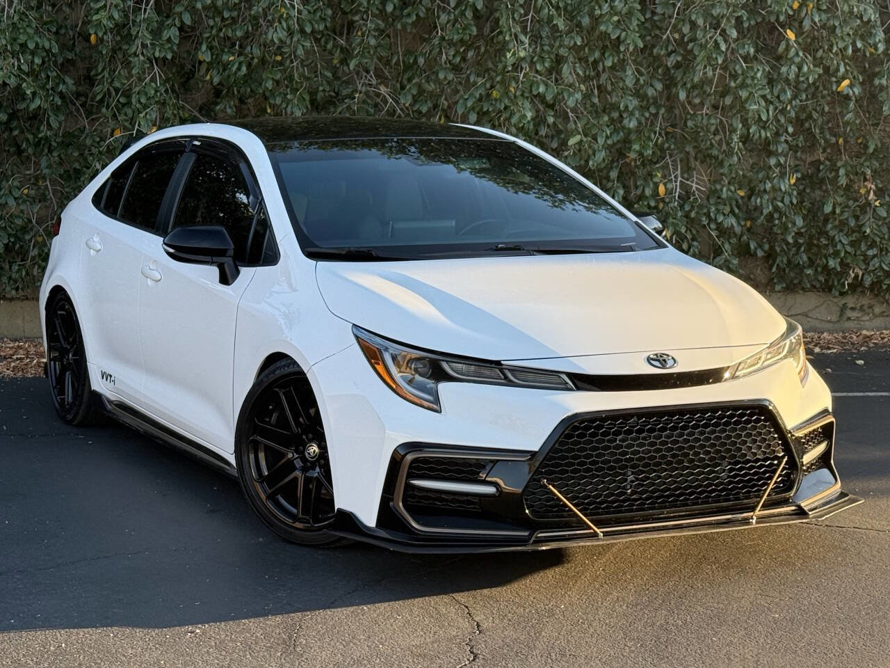 Used 2021 Toyota Corolla SE image 1