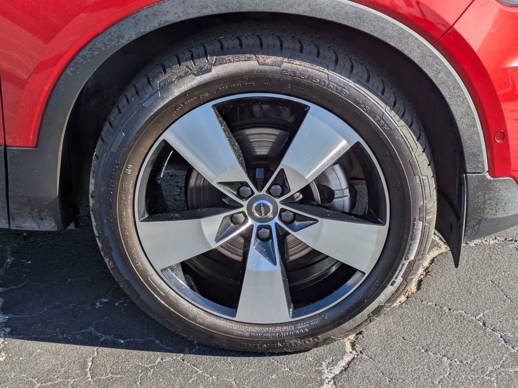 Used 2019 Volvo XC40 T5 Momentum image 11