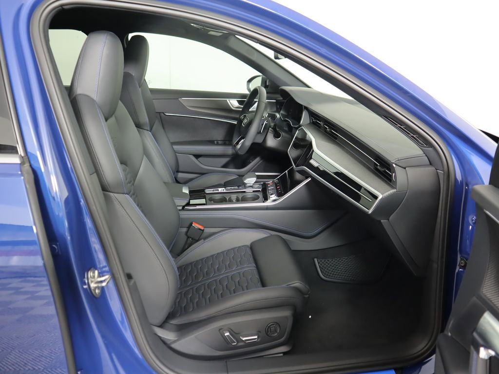 New 2025 Audi RS 6 performance image 22