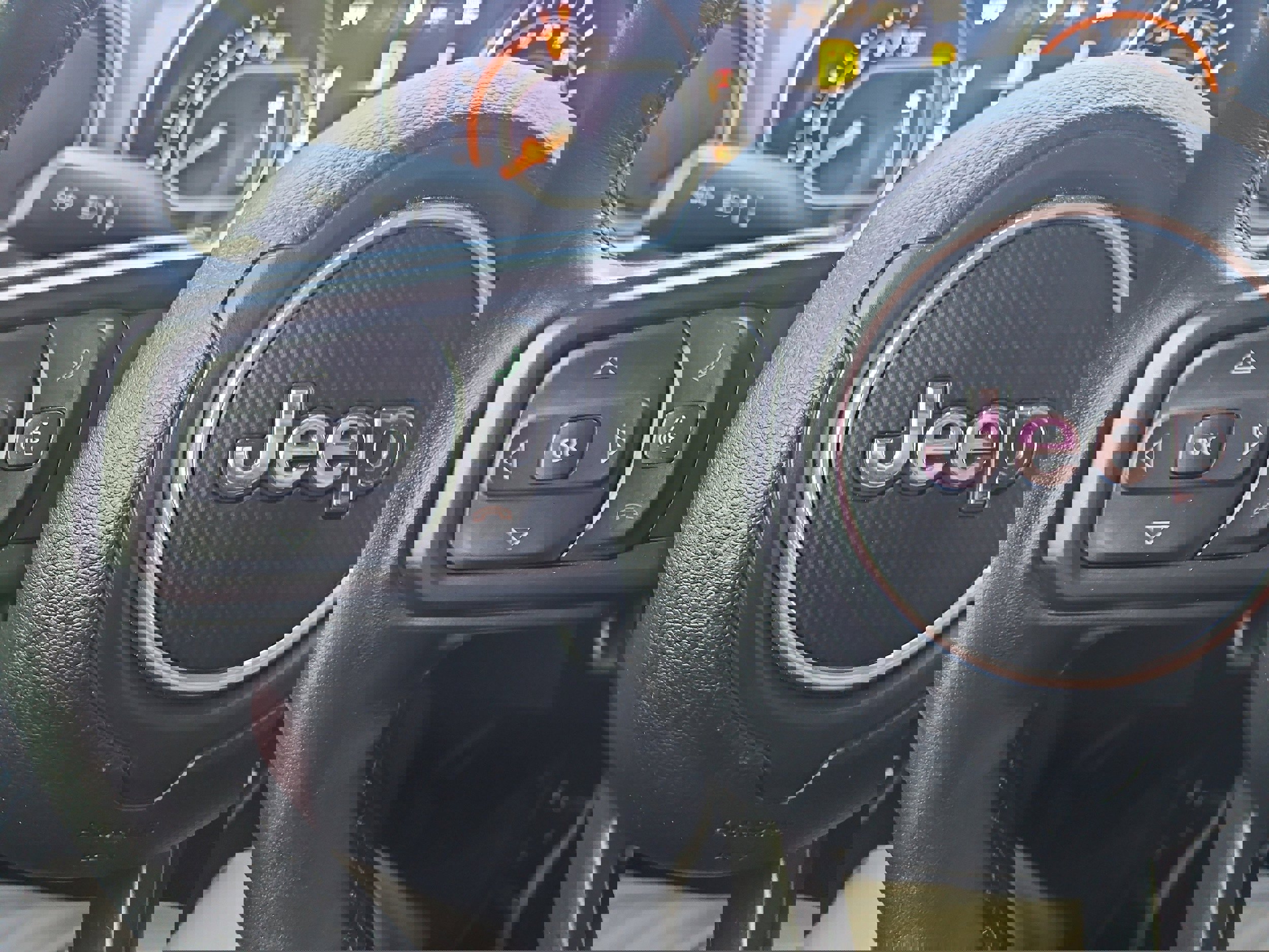 Used 2022 Jeep Gladiator Willys image 15