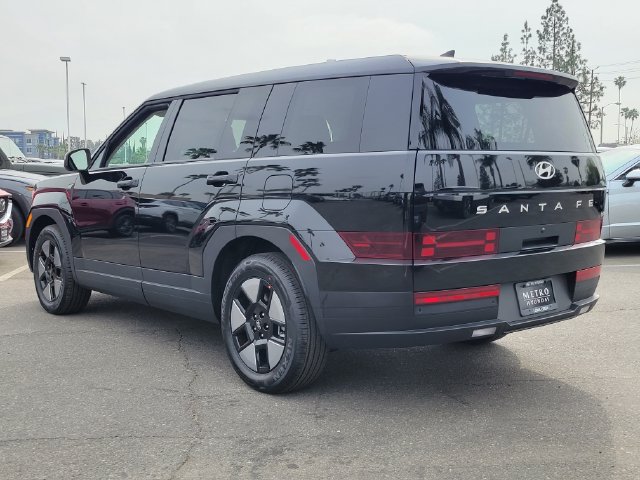 New 2026 Hyundai Santa Fe SE FWD image 3