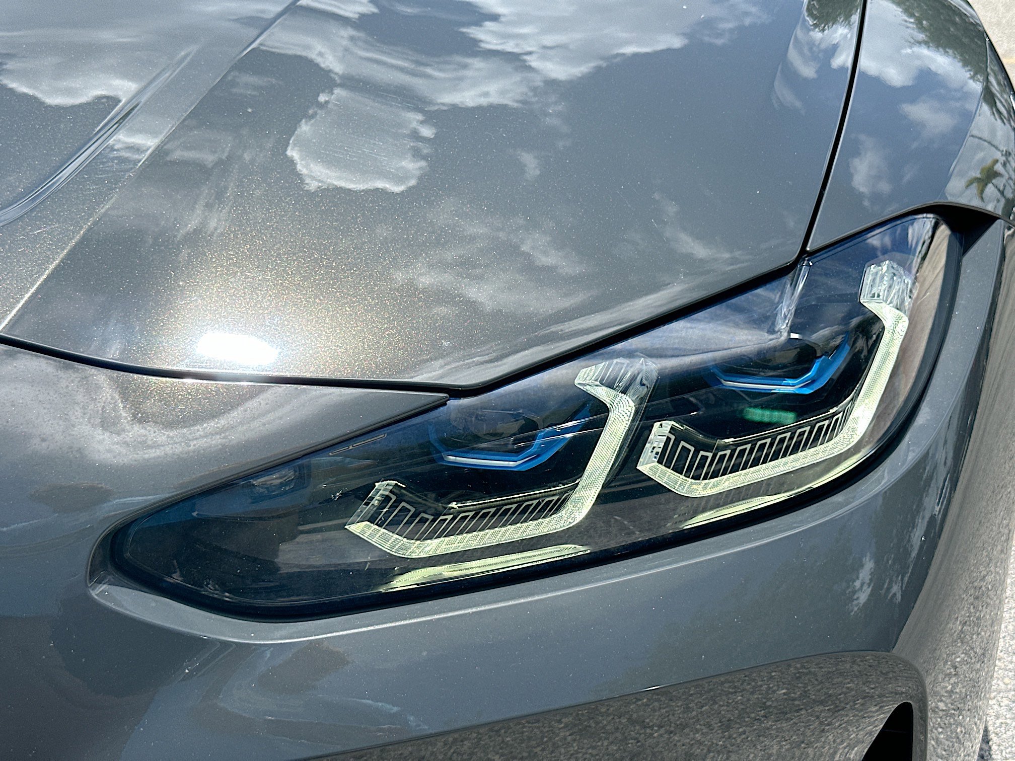 Used 2023 BMW M4 xDrive Competition w/ M Carbon Exterior Package AWD/4WD image 31