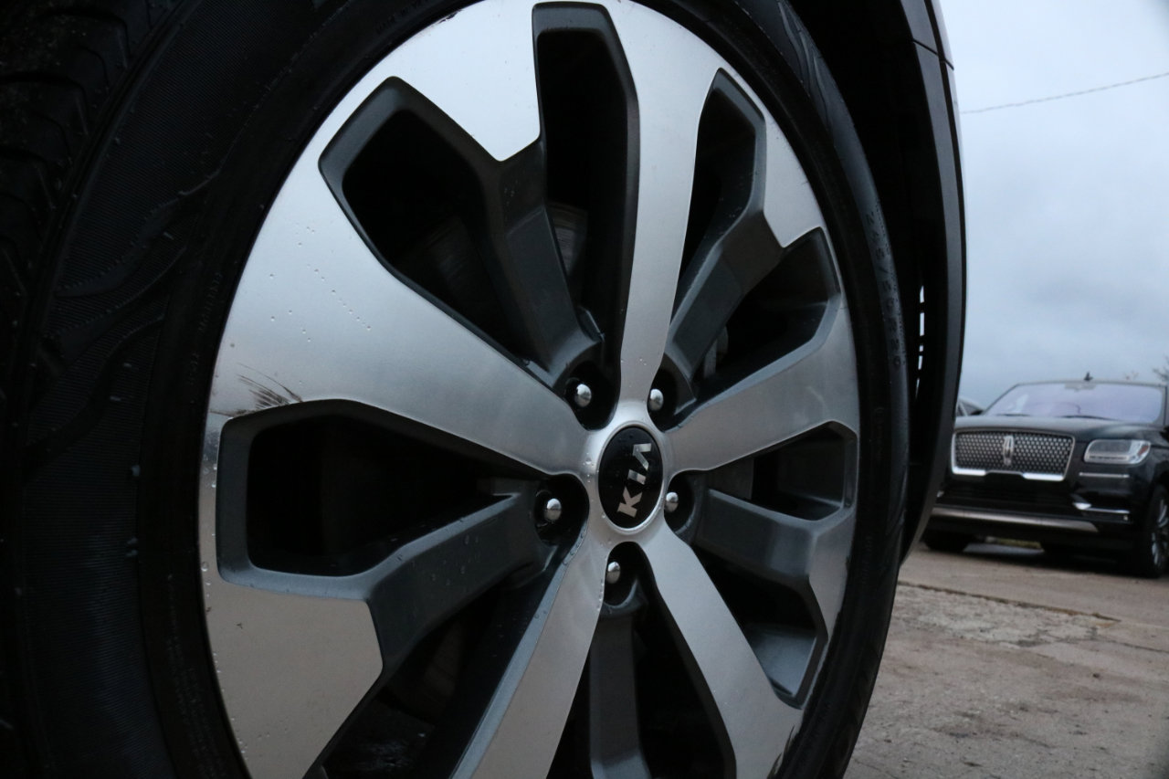 Used 2020 Kia Telluride S image 7