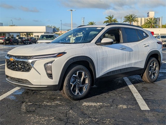 New 2025 Chevrolet Trax LT w/ Driver Confidence Package image 3