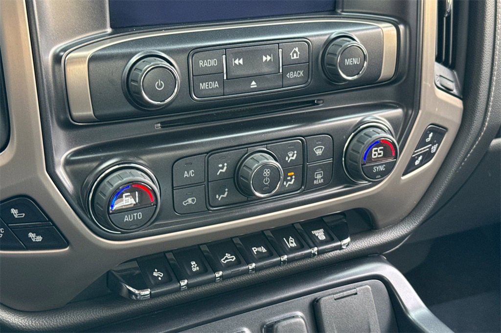 Used 2015 GMC Sierra 3500 Denali w/ Duramax Plus Package image 18