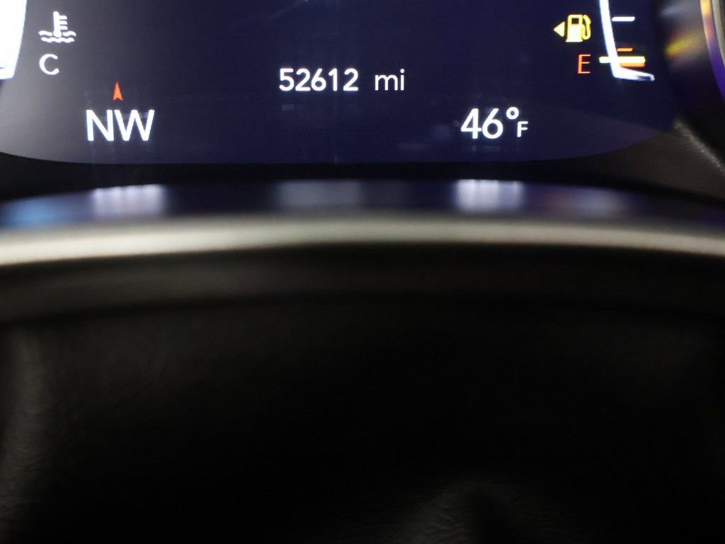 Used 2024 Chrysler Pacifica Touring-L FWD image 41