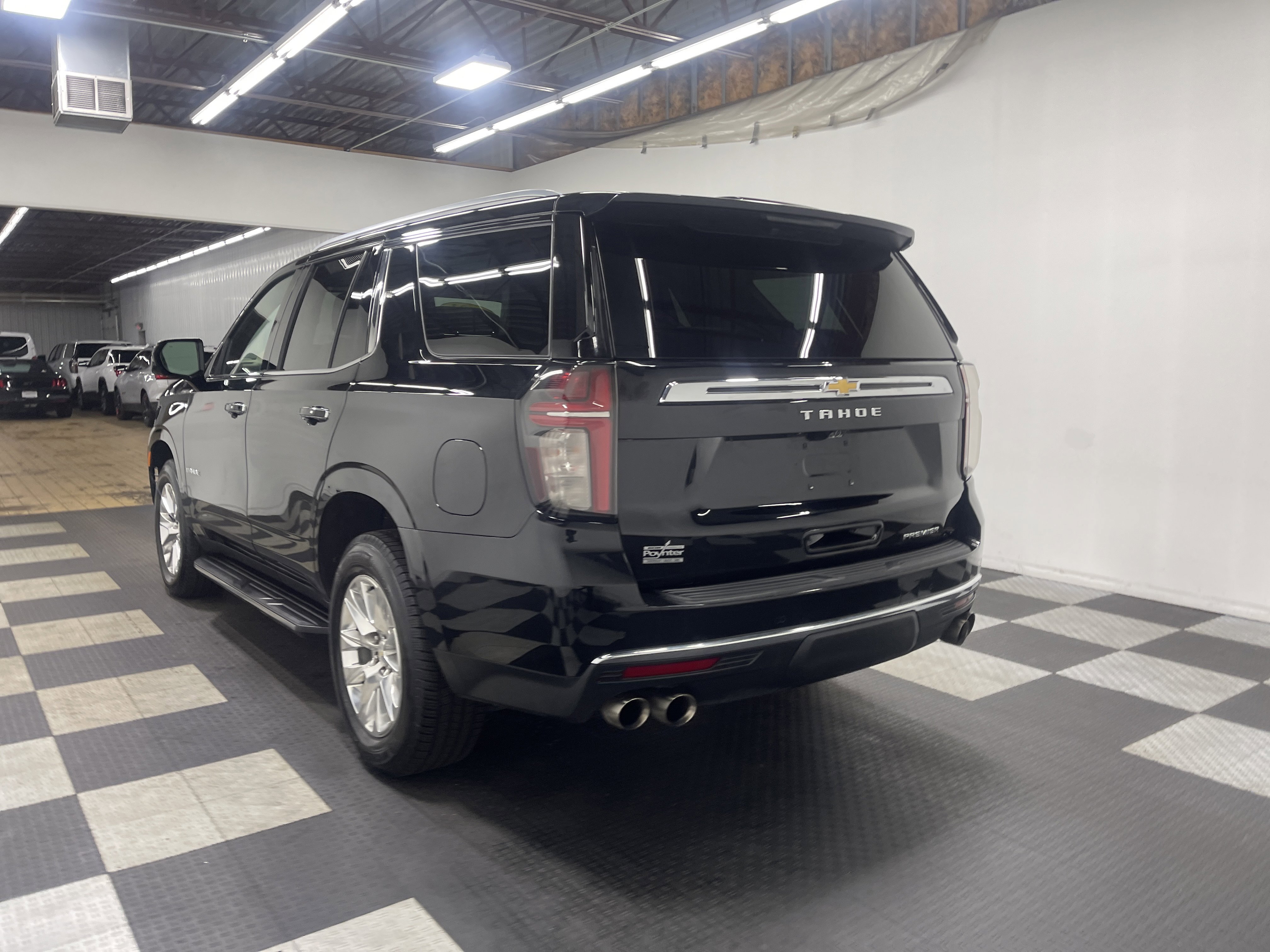 Used 2021 Chevrolet Tahoe Premier w/ Premium Package image 2