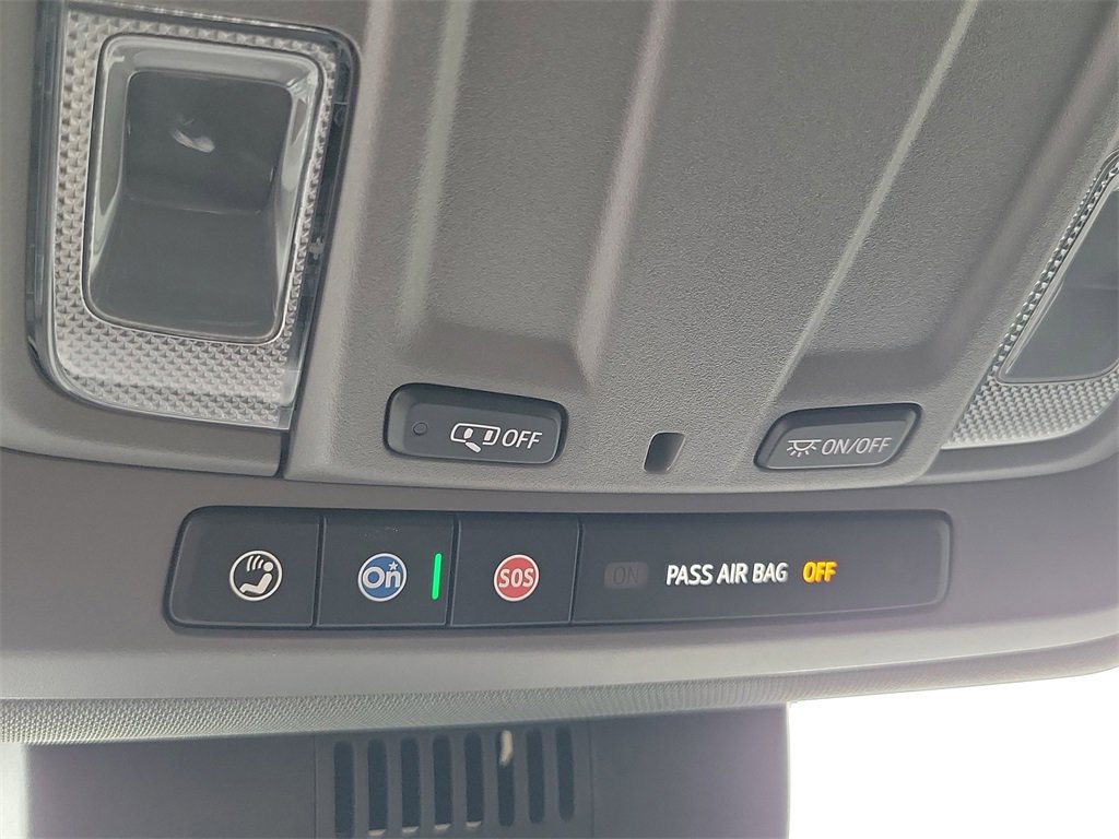 Used 2026 Chevrolet Silverado 1500 Custom image 14