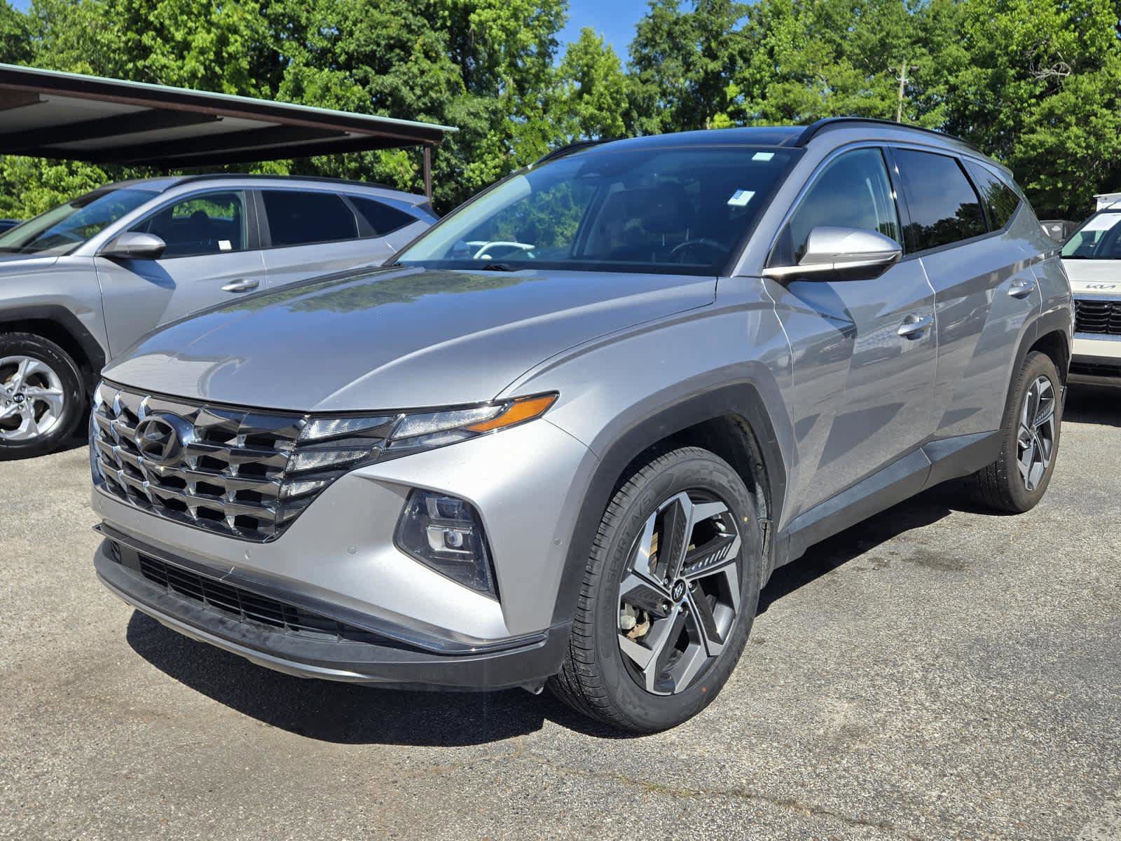 Used 2023 Hyundai Tucson Limited w/ Cargo Package AWD/4WD image 2