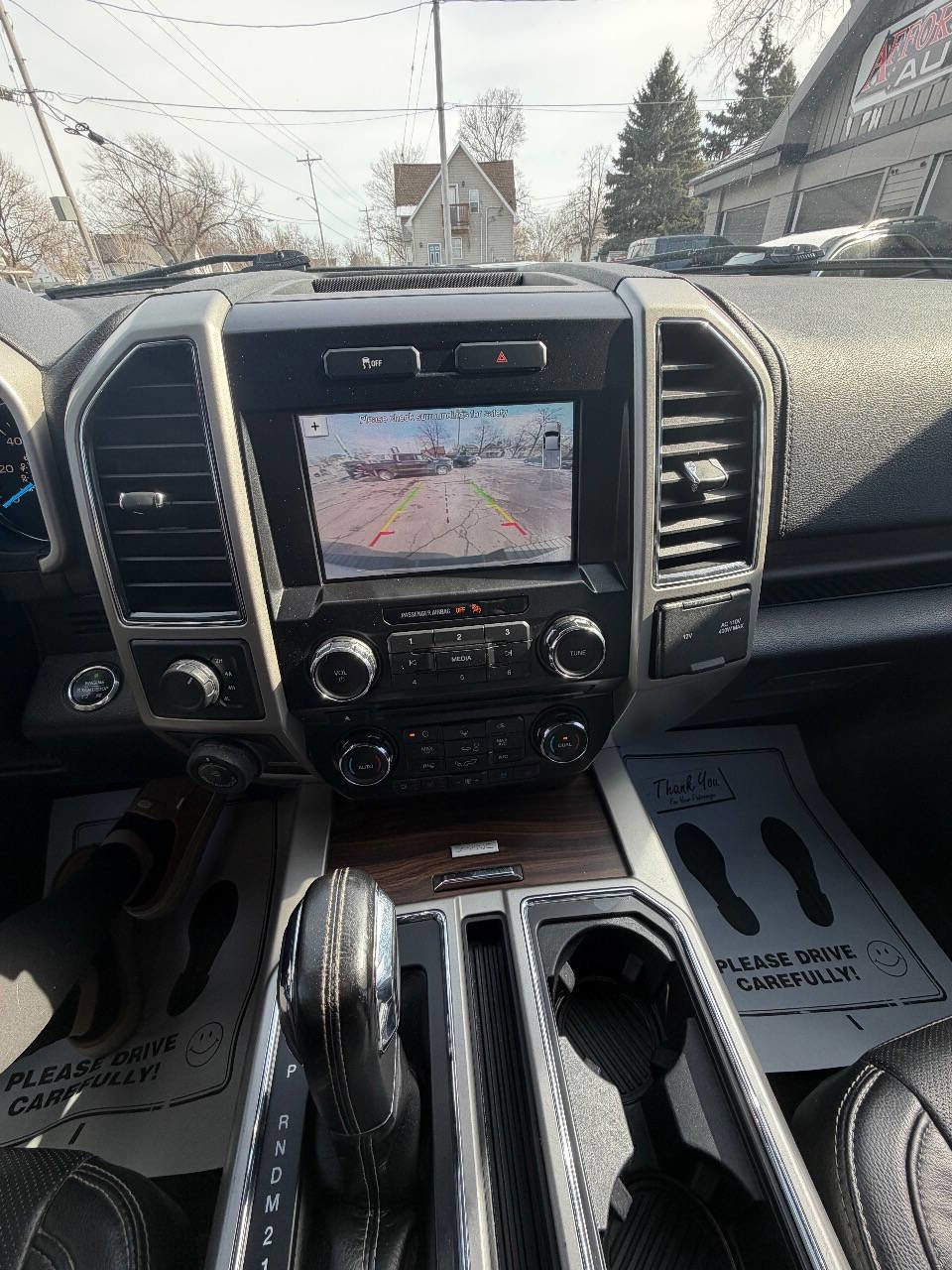 Used 2017 Ford F150 Lariat image 31