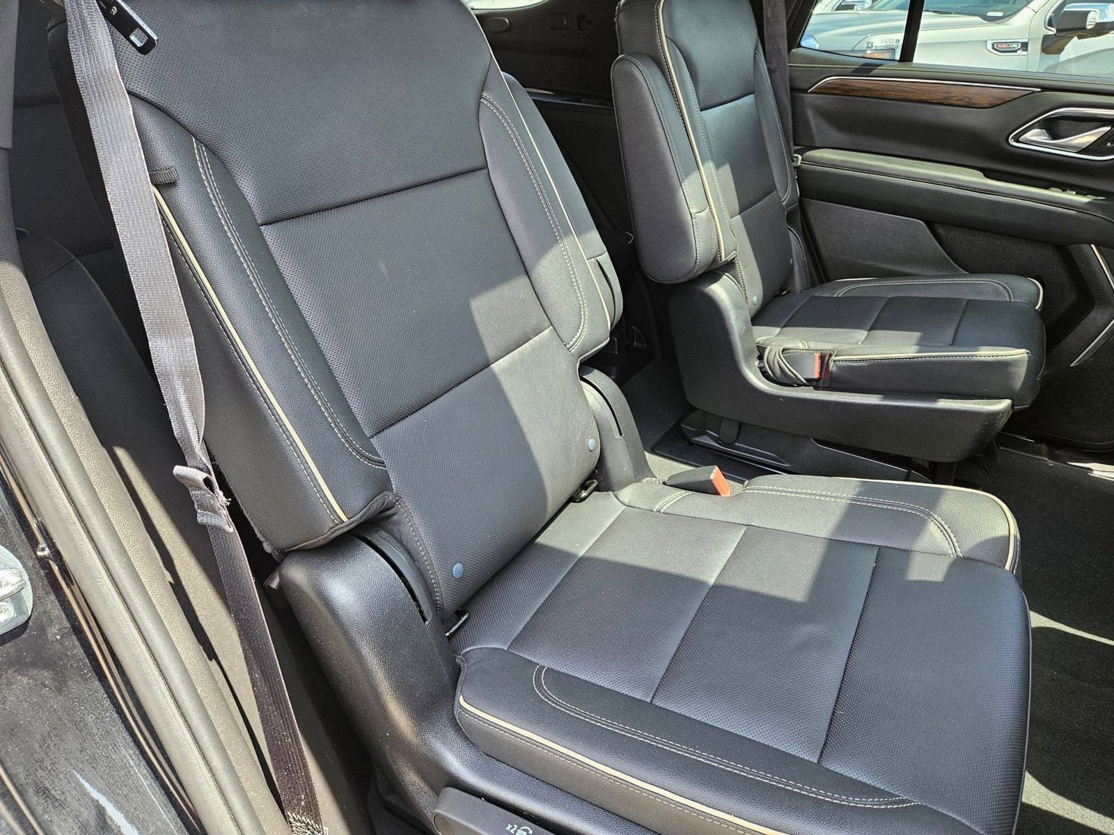 Used 2022 Chevrolet Tahoe Premier AWD/4WD image 29