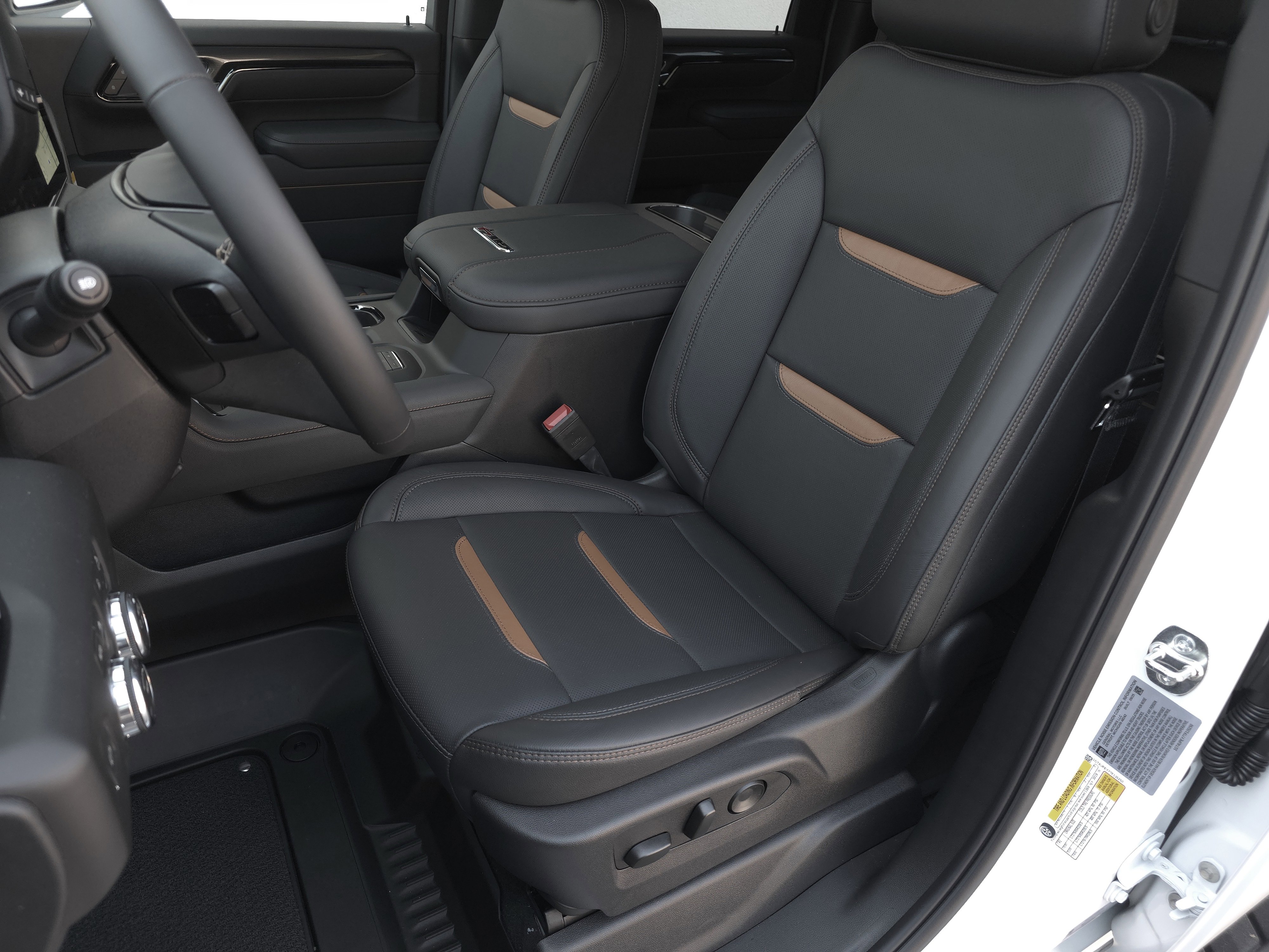 New 2026 GMC Sierra 2500 AT4 w/ AT4 Premium Plus Package image 10