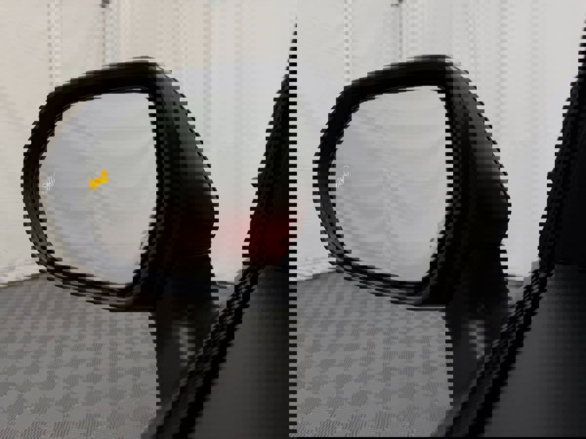 Used 2025 Toyota Camry LE image 15