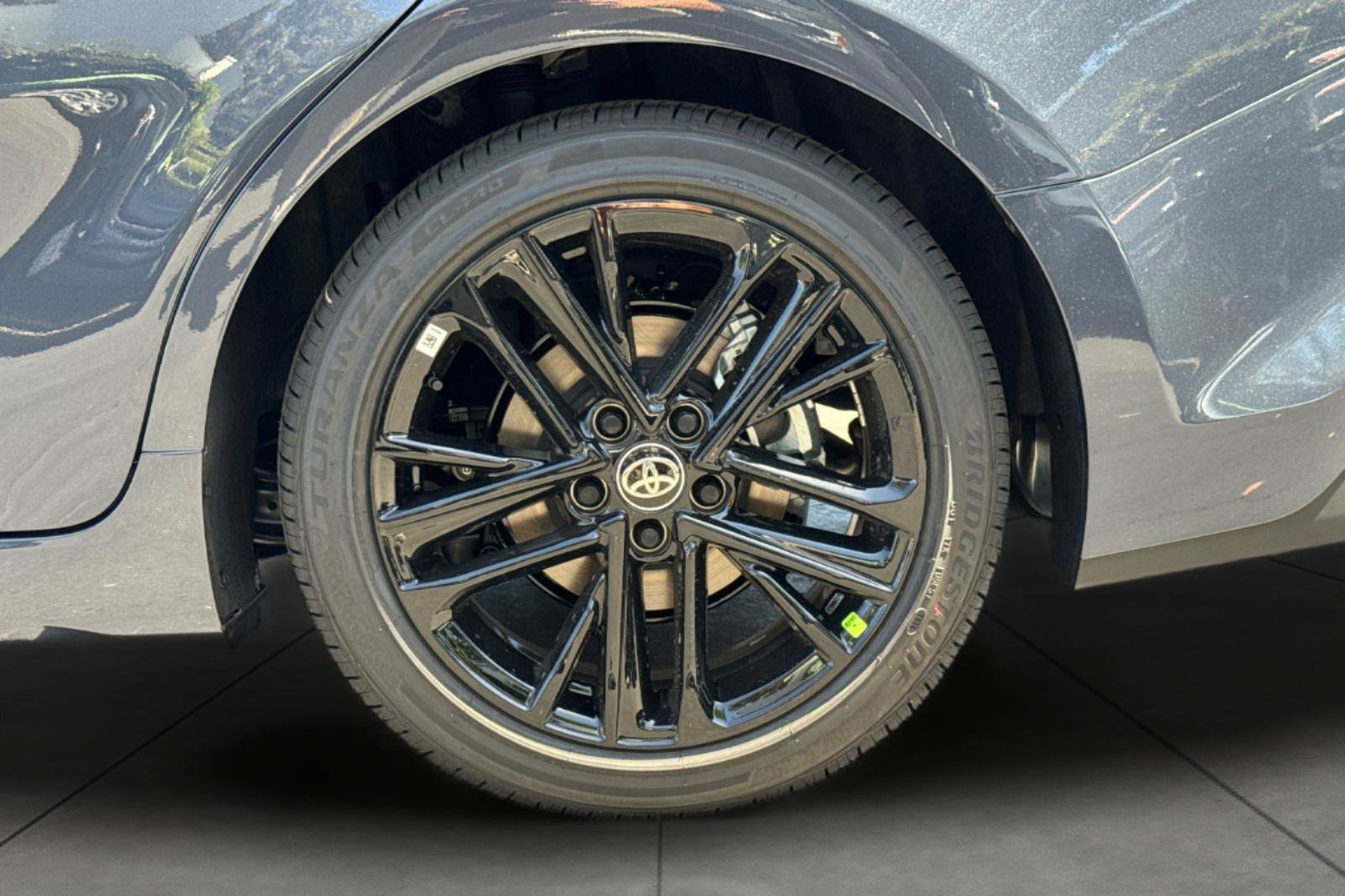 New 2026 Toyota Camry SE w/ Convenience Package FWD image 32