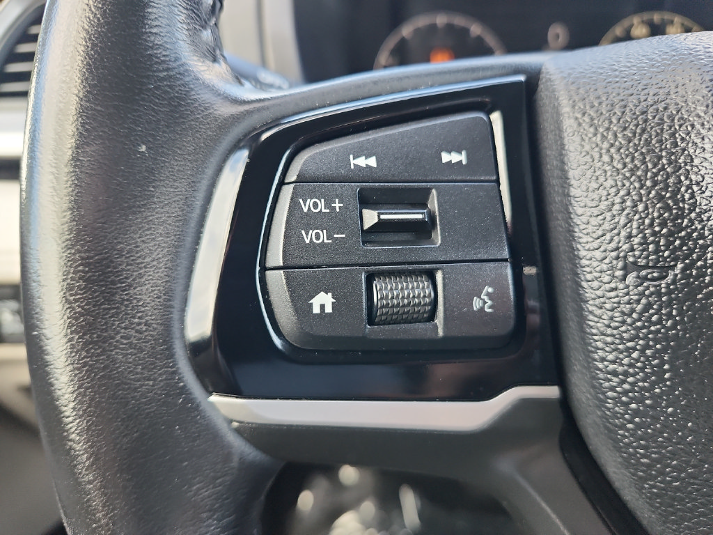 Used 2025 Honda Odyssey Touring image 34