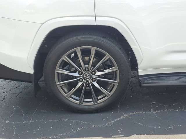 Used 2024 Lexus LX 600 F Sport AWD/4WD image 7